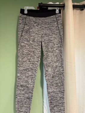 Gray Leggings with Black Waistband